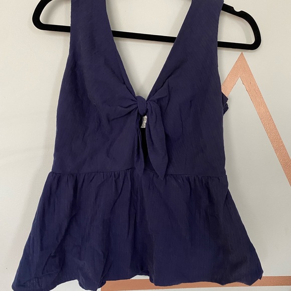 New with tags - Ladies Peplum Tank - Picture 1 of 3